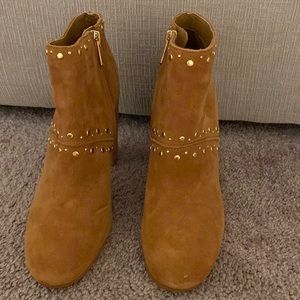 Sam Edelman brown gold Studded booties. SIZE 7 1/2